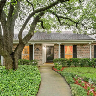 10938 Middle Knoll Dr, Dallas, TX 75238