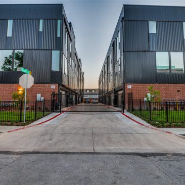 4727 Pacer Ct, Dallas, TX 75204