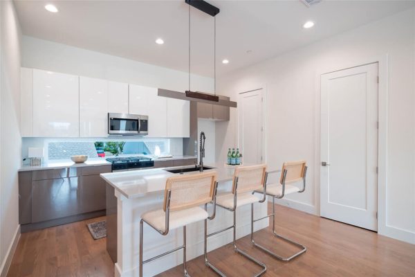 4517 Munger Ave, Dallas, TX 75204 Listing